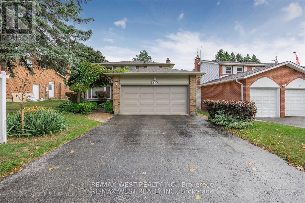 Photo 3 of 230 Browning Crescent, Barrie ON