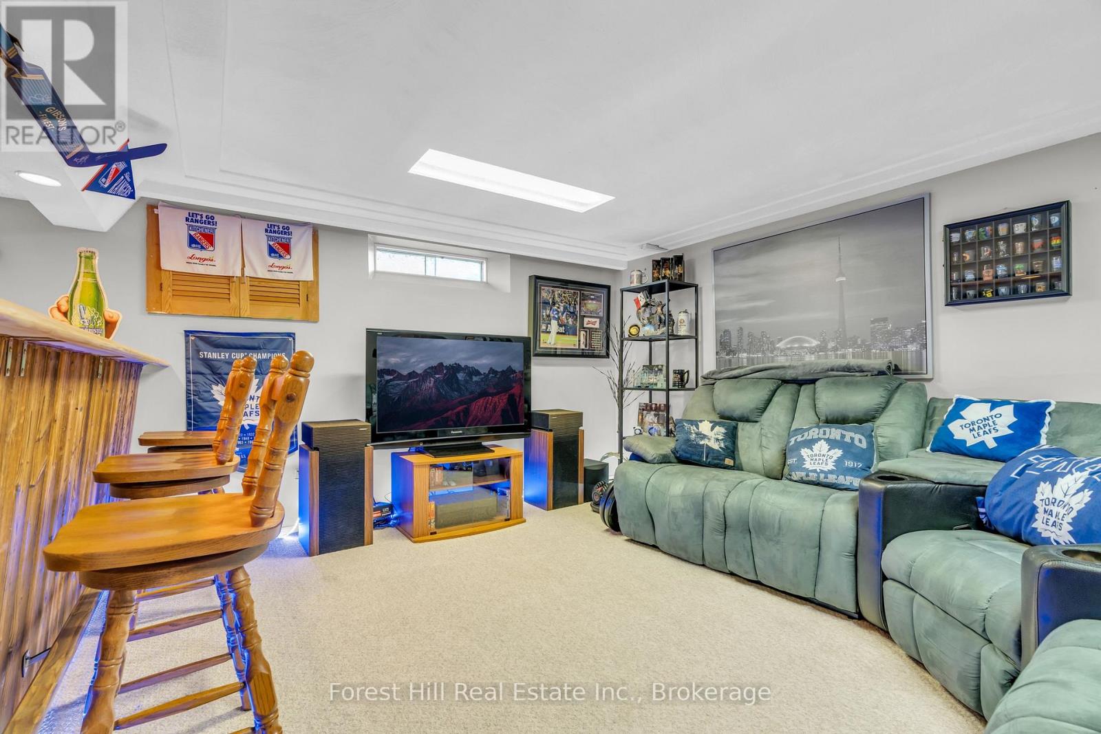 Photo 25 of 130 Pepperwood Crescent, Kitchener ON