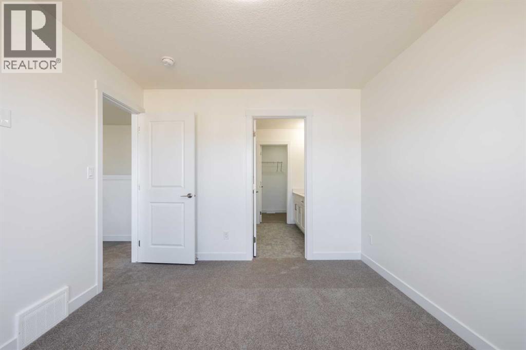 Photo 13 of 23 Appaloosa Way, Cochrane AB