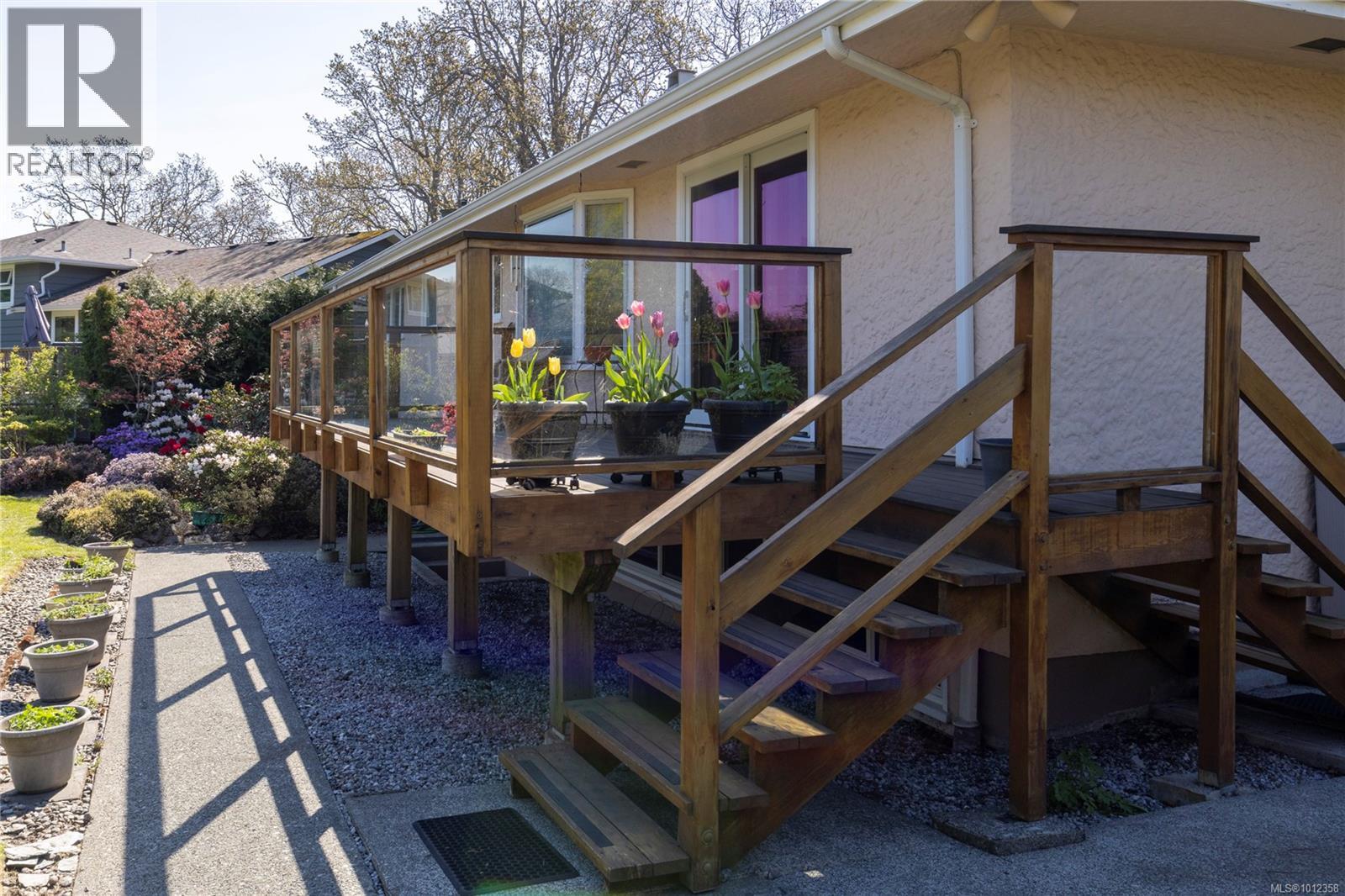 Photo 16 of 2650 Dorset Rd, Oak Bay BC