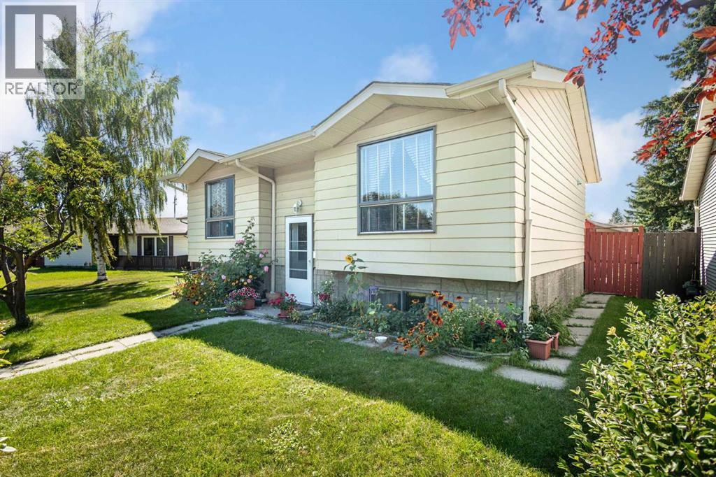 Photo 41 of 84 Fallswater Road Ne, Calgary AB