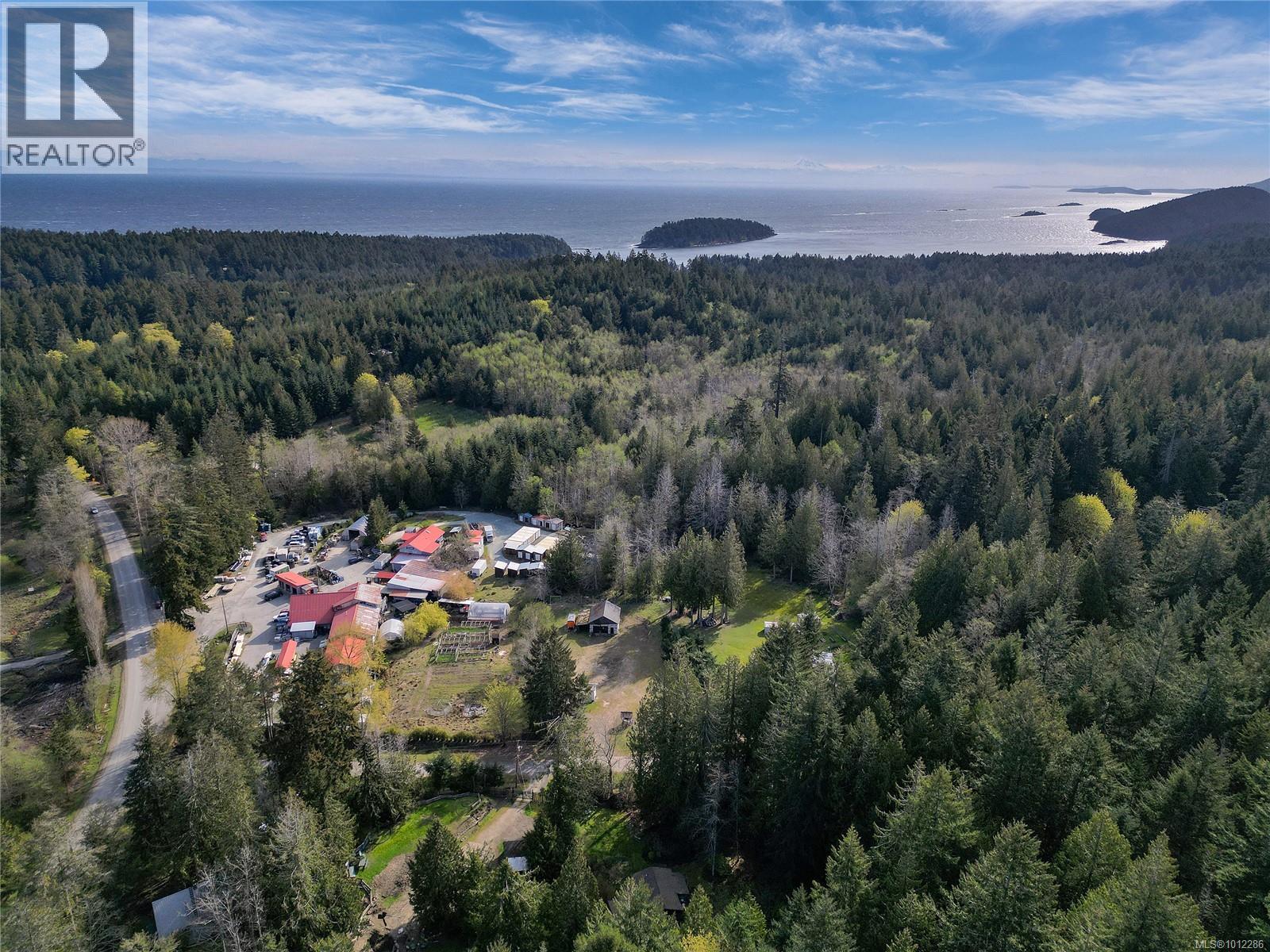  510 Whalen Road, Mayne Island
