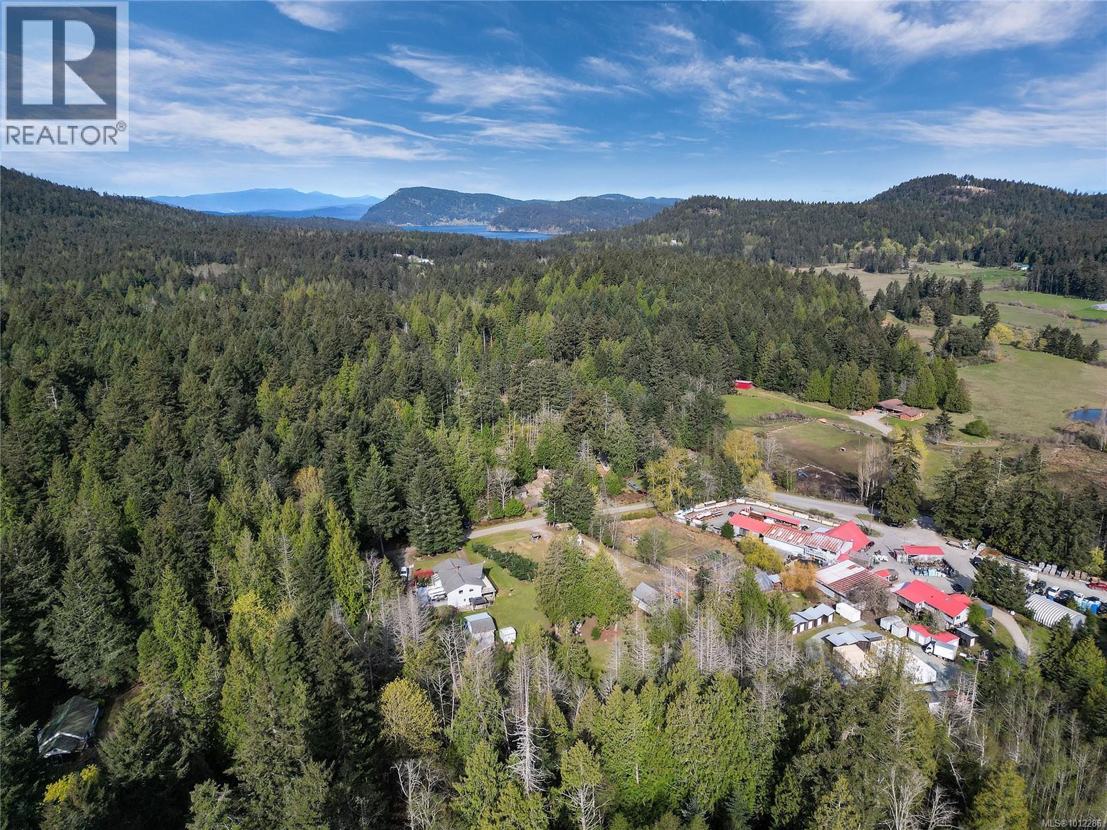  510 Whalen Road, Mayne Island