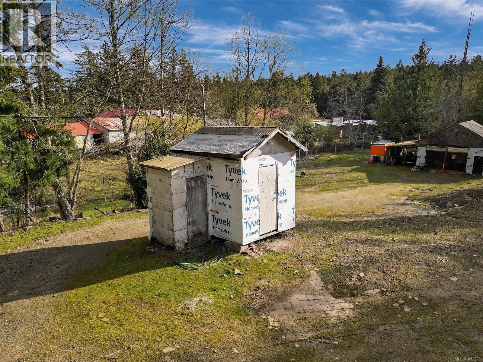  510 Whalen Road, Mayne Island