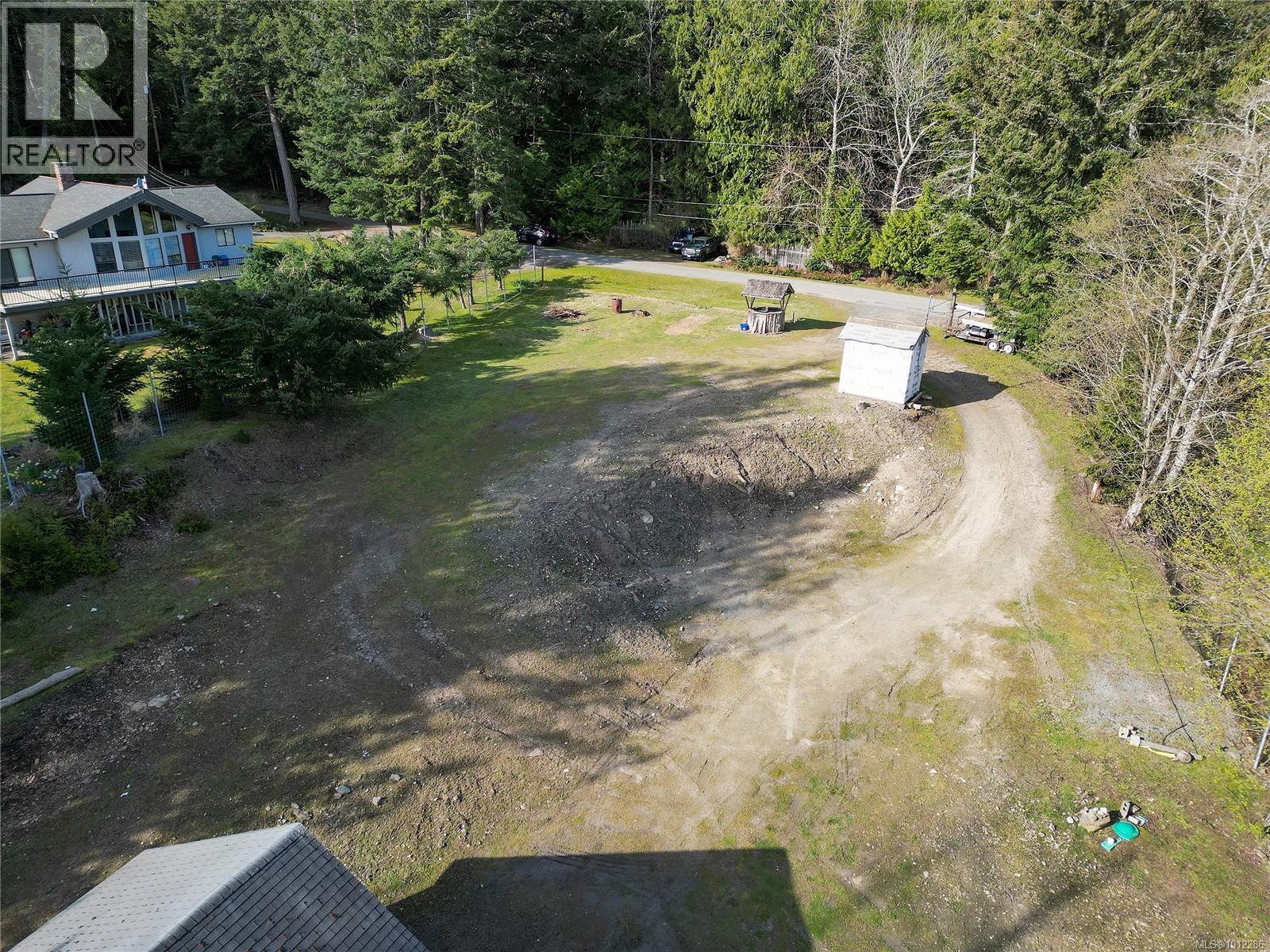  510 Whalen Road, Mayne Island