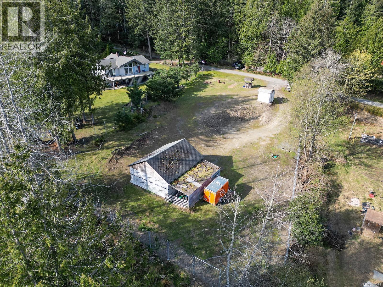  510 Whalen Road, Mayne Island