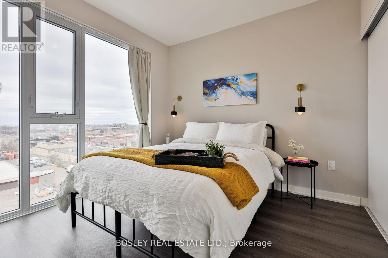 Photo 18 of 612 859 The Queensway, Toronto ON