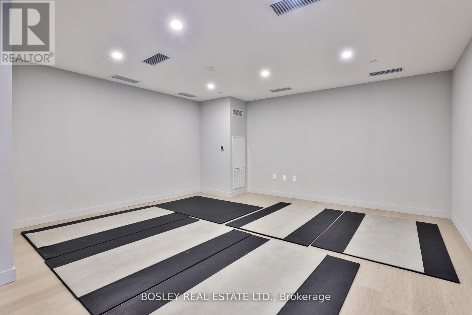 Photo 28 of 612 859 The Queensway, Toronto ON