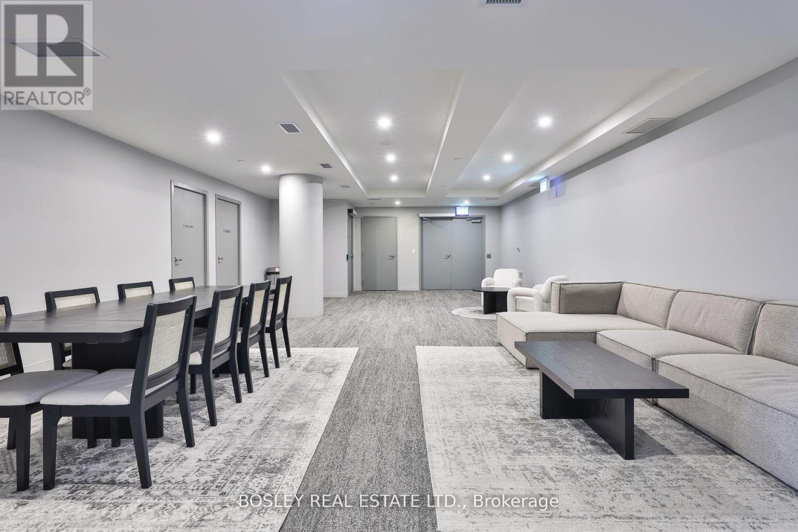 Photo 31 of 612 859 The Queensway, Toronto ON