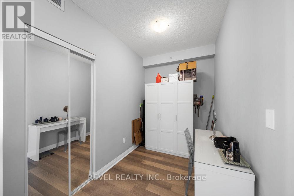 Photo 6 of 1816 5033 Four Springs Avenue, Mississauga ON