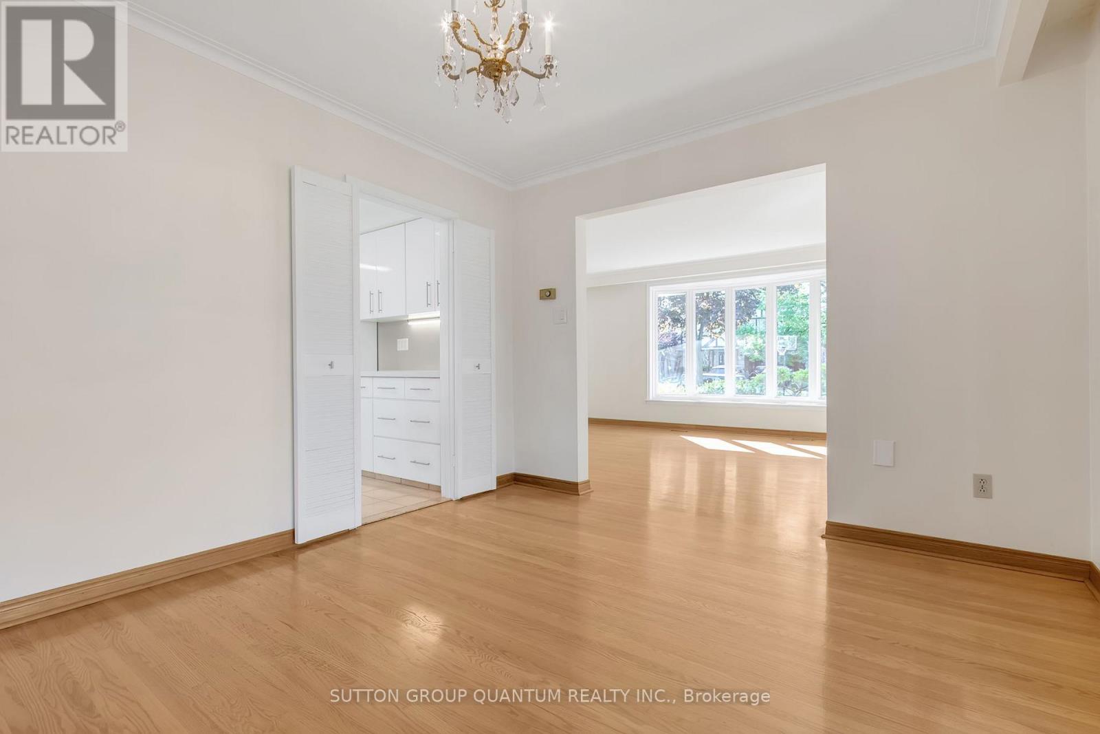 Photo 16 of 951 Streamway Crescent, Mississauga ON