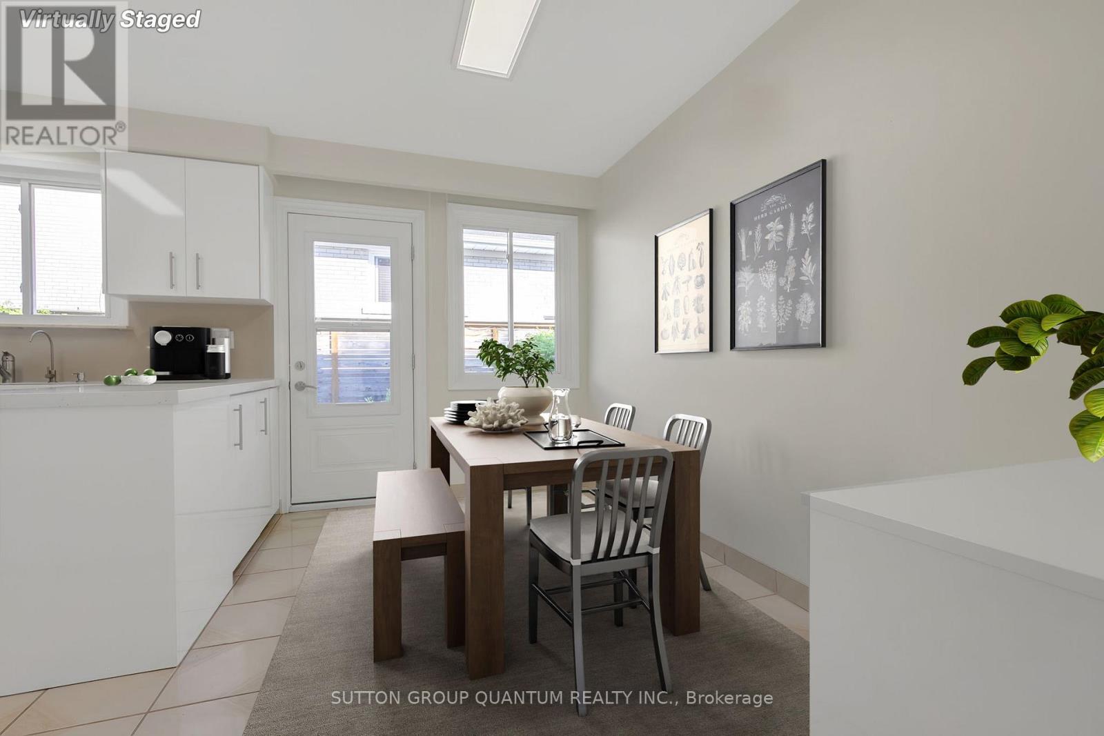Photo 17 of 951 Streamway Crescent, Mississauga ON