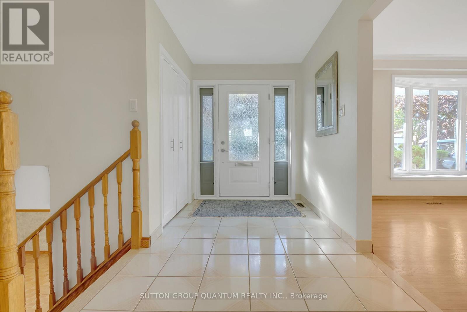 Photo 7 of 951 Streamway Crescent, Mississauga ON