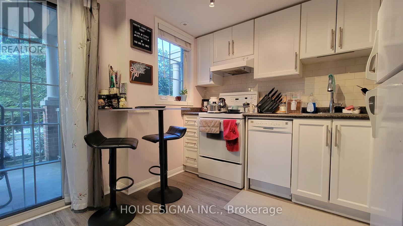 Photo 11 of Th 12 93 The Queens Way, Toronto ON