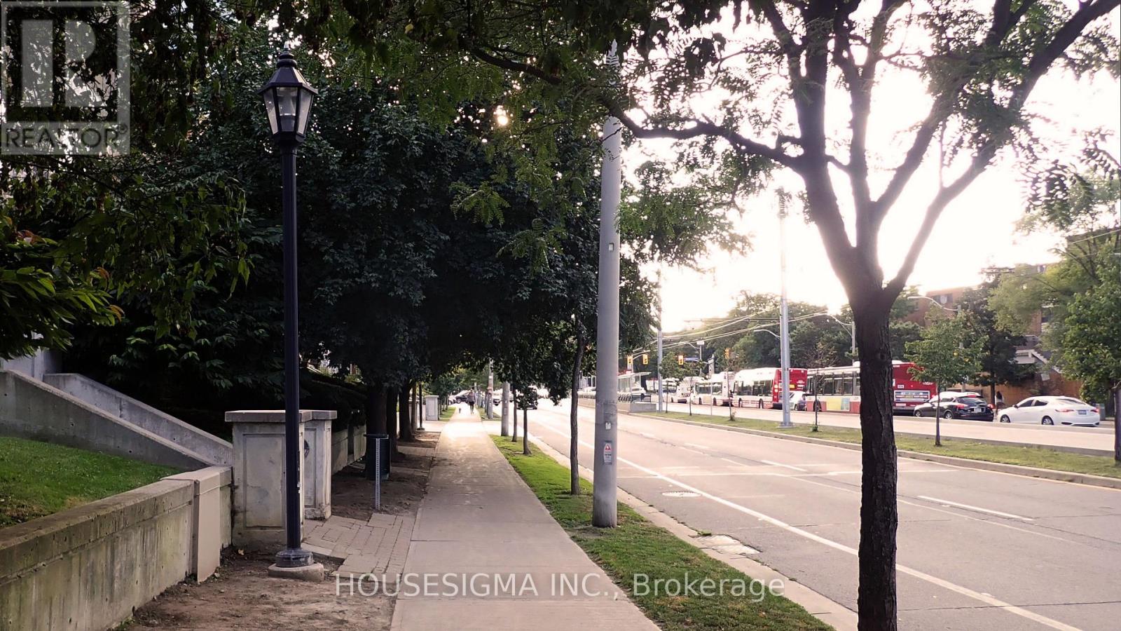 Photo 21 of Th 12 93 The Queens Way, Toronto ON
