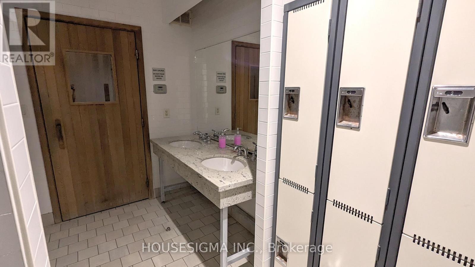 Photo 24 of Th 12 93 The Queens Way, Toronto ON