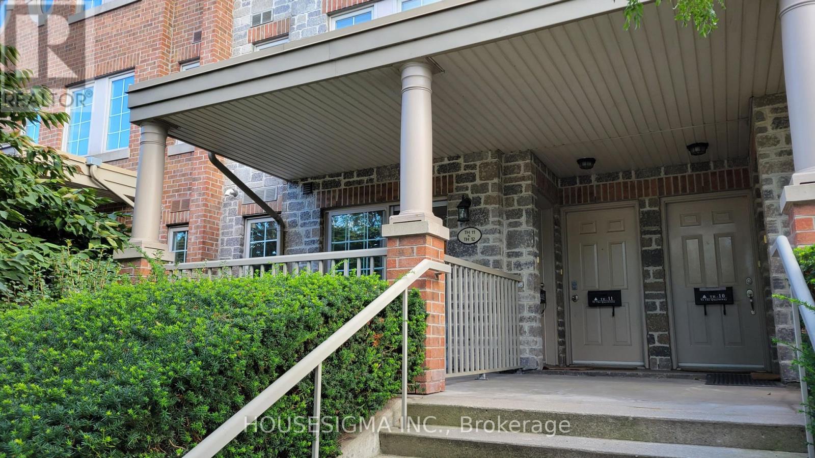 Photo 5 of Th 12 93 The Queens Way, Toronto ON