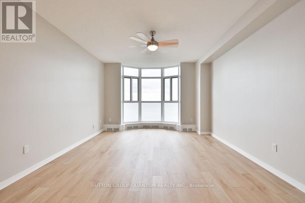 Photo 15 of 1605 5250 Lakeshore Road, Burlington ON