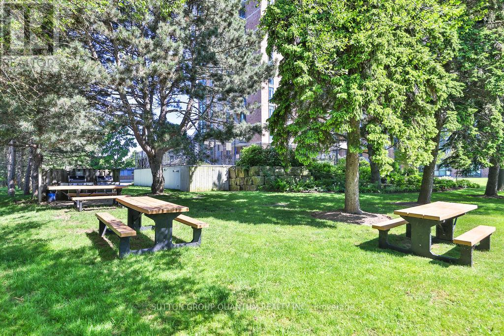 Photo 35 of 1605 5250 Lakeshore Road, Burlington ON