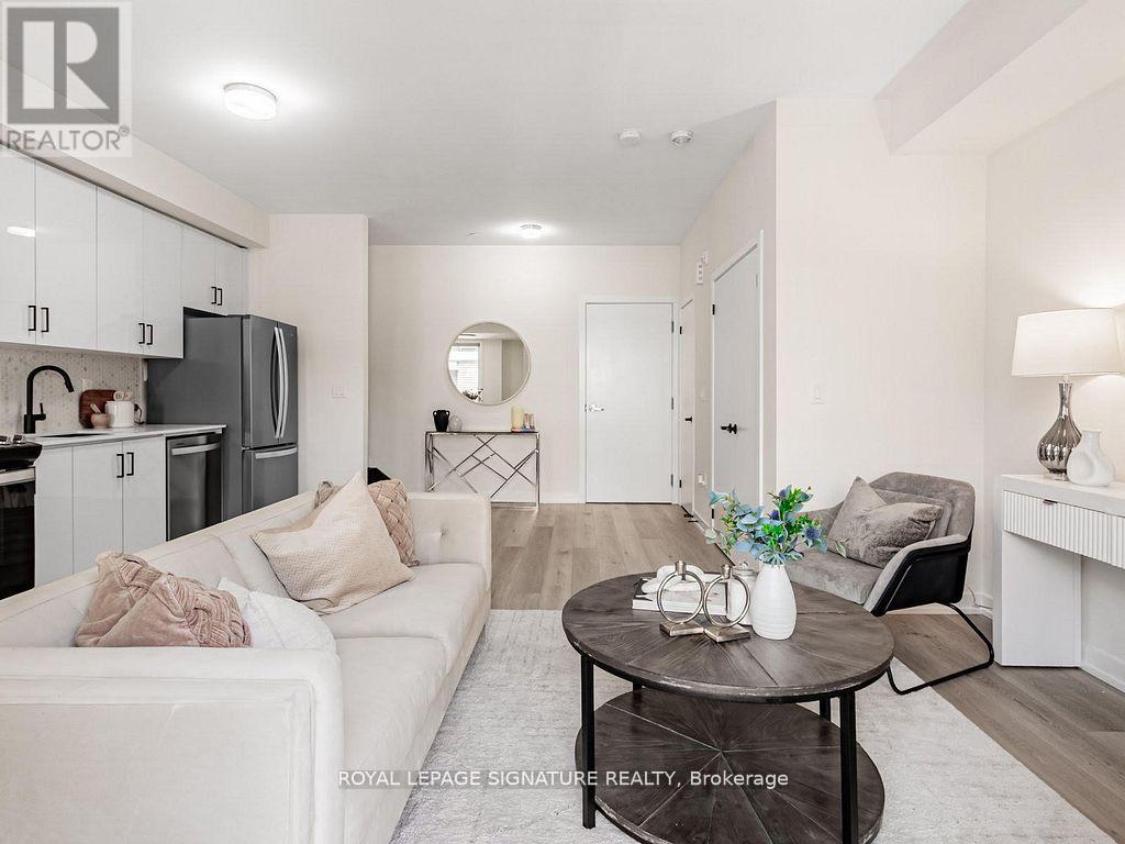 Photo 12 of 24 3550 Colonial Drive, Mississauga ON