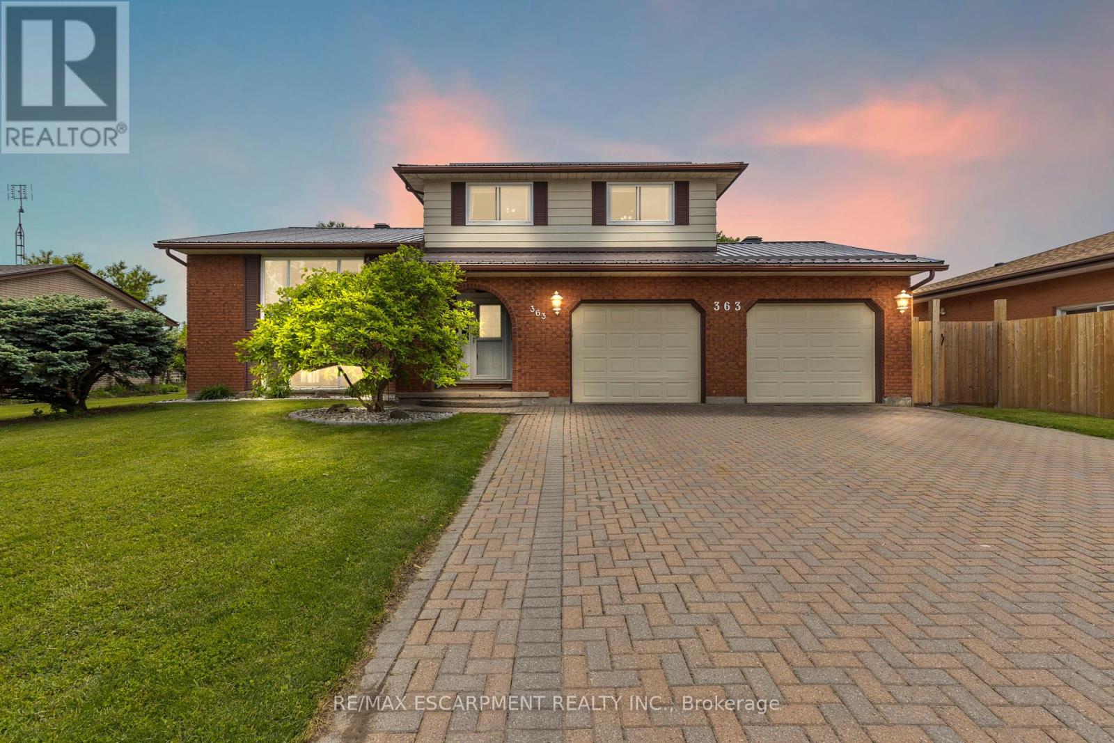Photo 3 of 363 Fitch Street, Welland ON