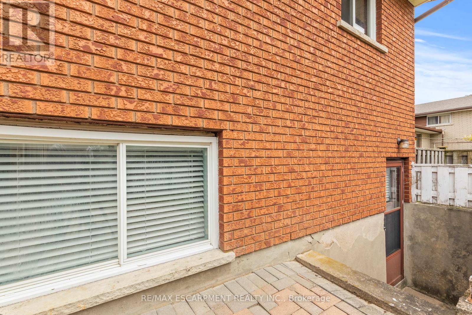 Photo 42 of 363 Fitch Street, Welland ON