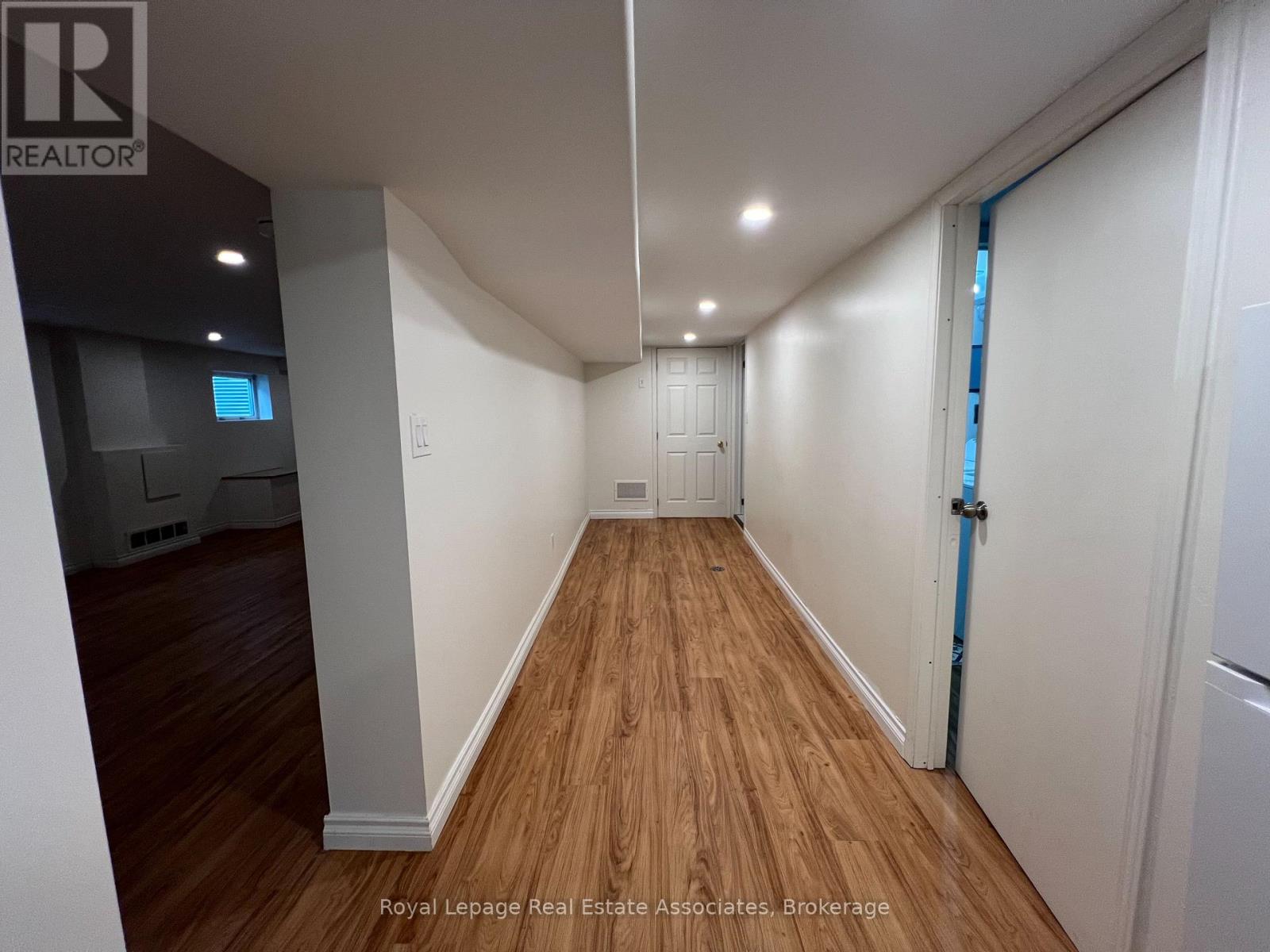 Photo 8 of Lower 9 Collingwood Street, Guelph ON
