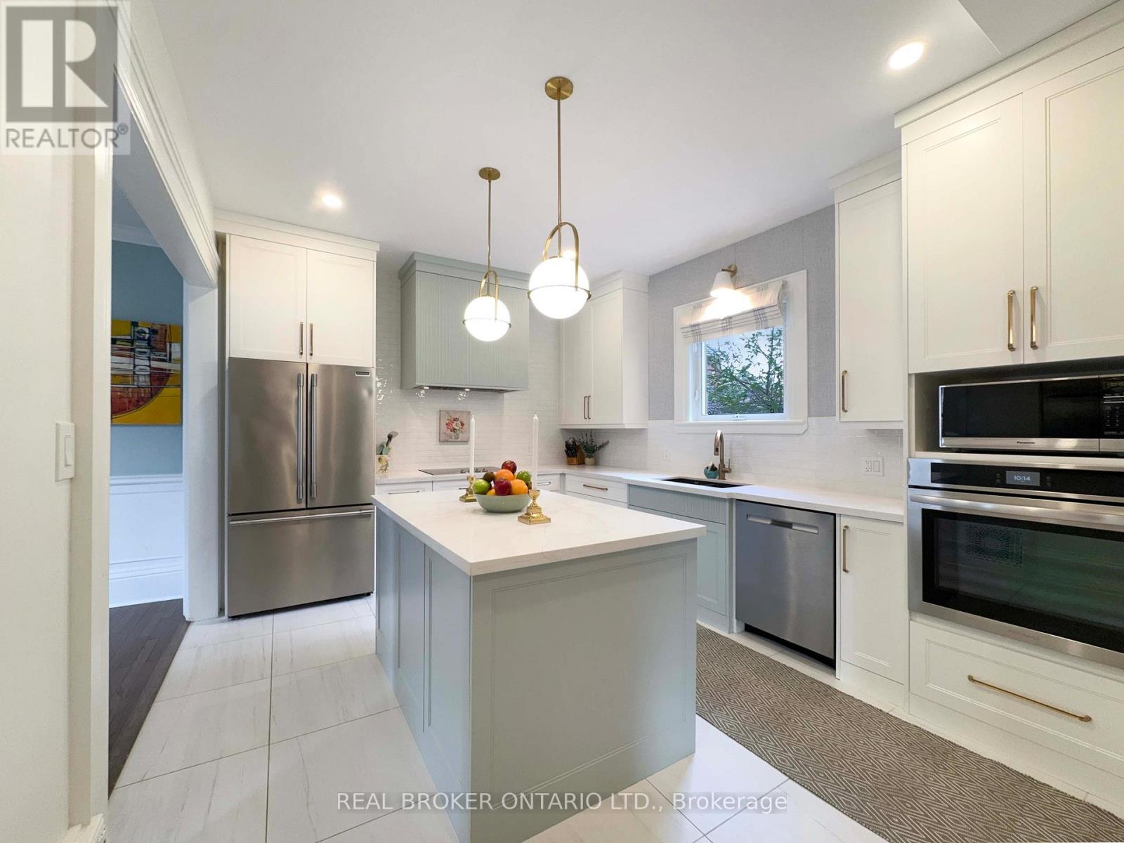 Photo 14 of 5 Hawarden Avenue, Brantford ON