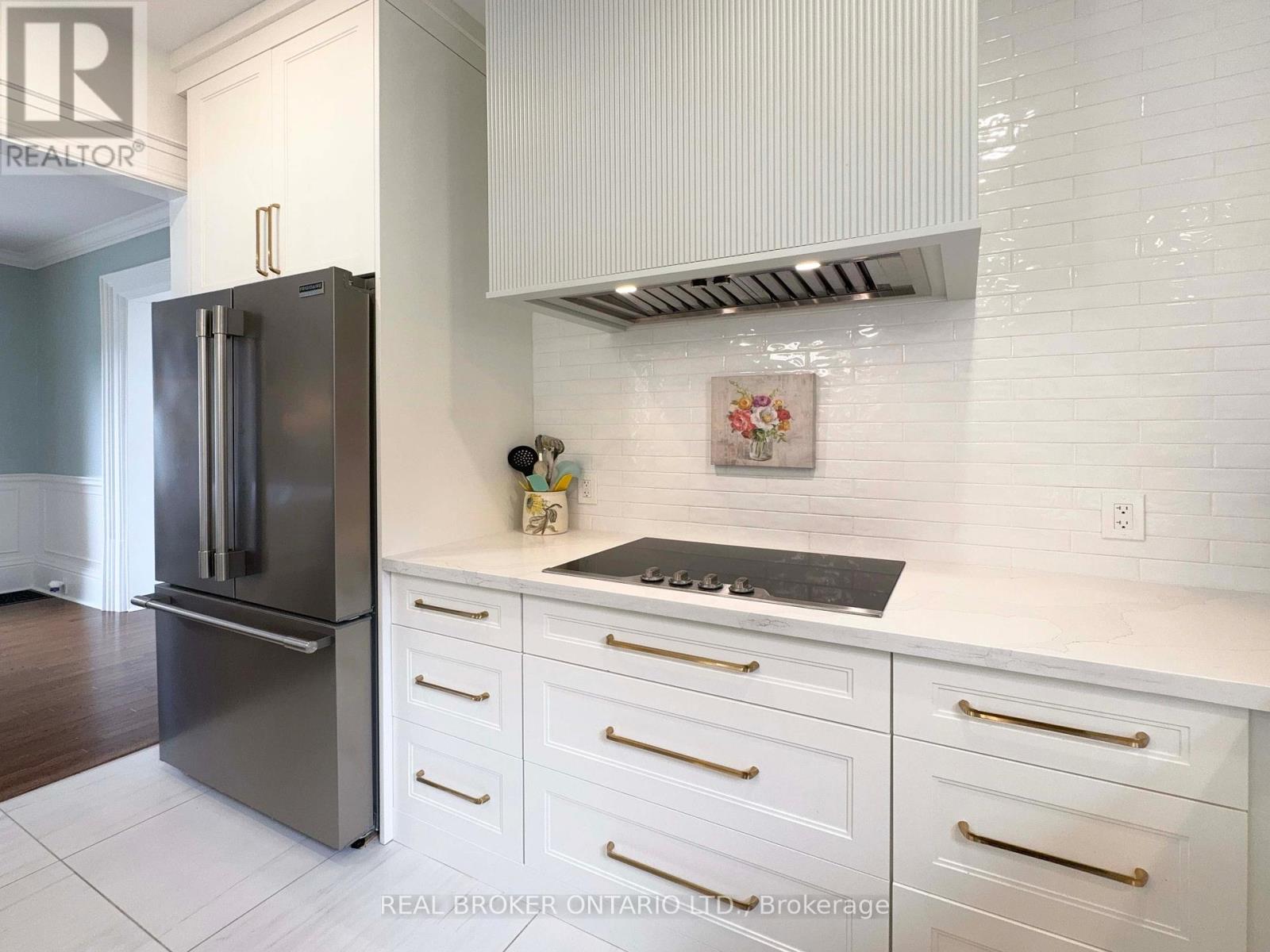 Photo 20 of 5 Hawarden Avenue, Brantford ON
