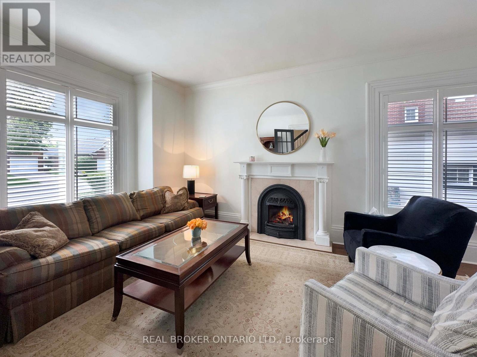 Photo 5 of 5 Hawarden Avenue, Brantford ON