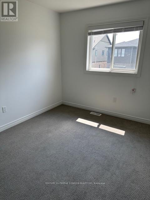 Photo 5 of 54 Lymburner Street, Pelham ON