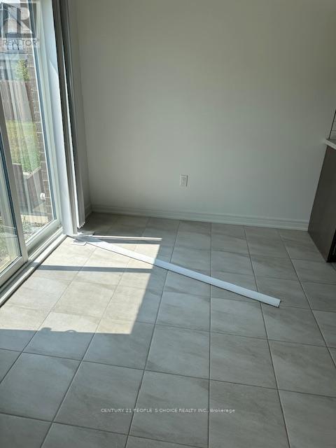 Photo 6 of 54 Lymburner Street, Pelham ON