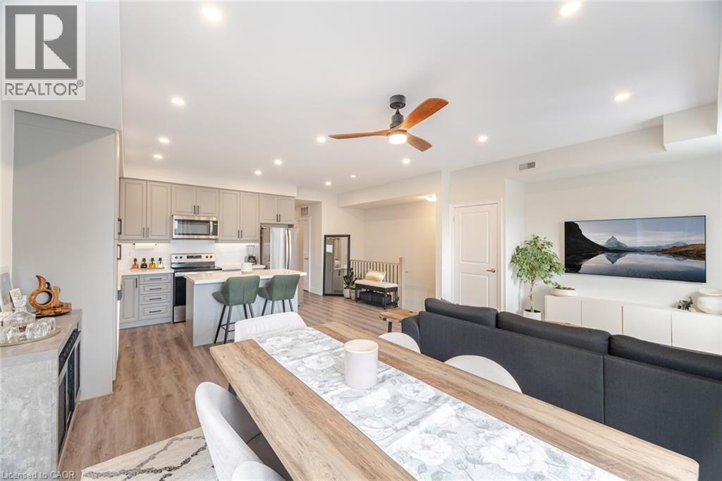 Photo 12 of 721 Franklin Boulevard Unit 305, Cambridge ON