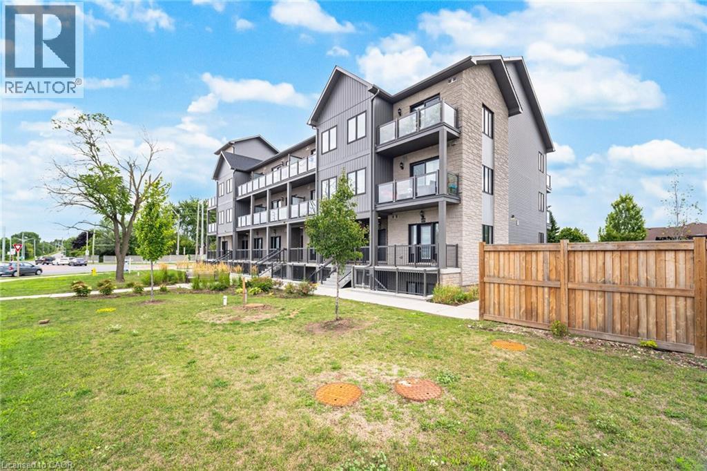 Photo 2 of 721 Franklin Boulevard Unit 305, Cambridge ON