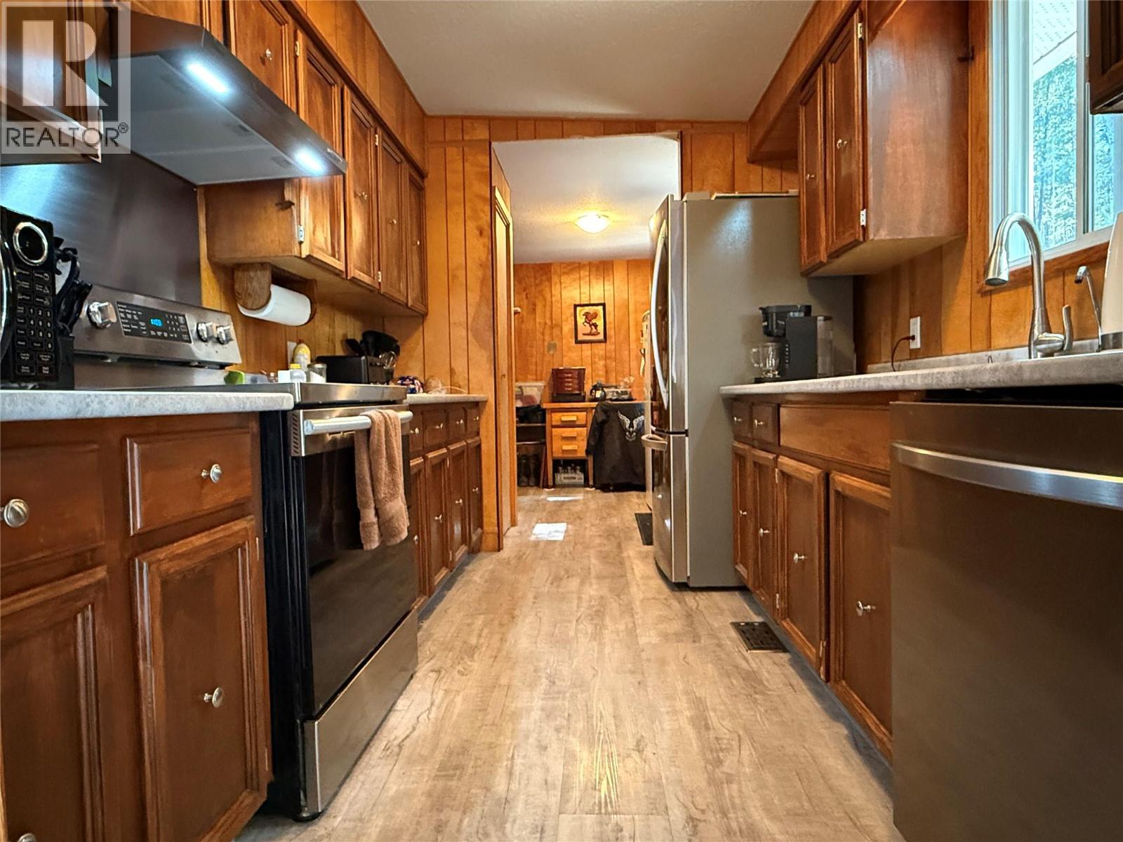 785 Silver Creek Road - 12