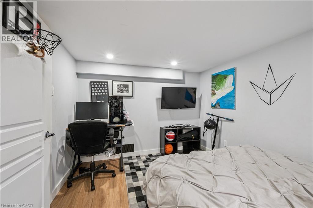 Photo 17 of 200 Hewat Street, Cambridge ON