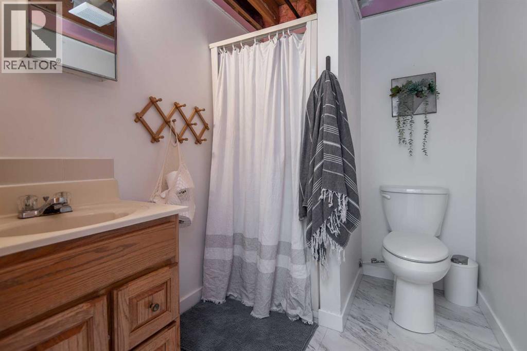 Photo 42 of 21 Gilbert Crescent, Red Deer AB