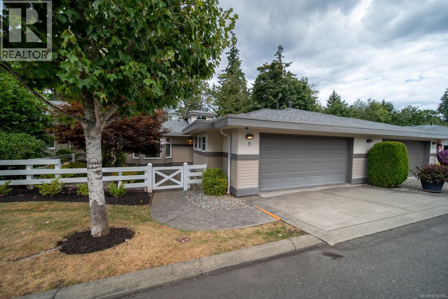 Photo 1 of 5 500 Corfield St, Parksville BC