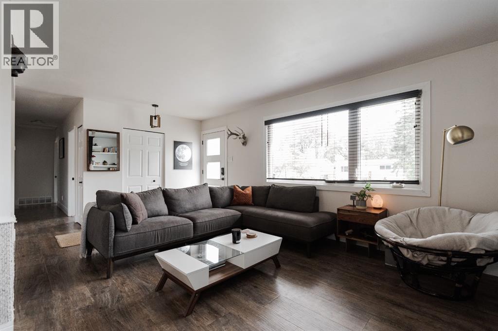 Photo 10 of 28 Alberta Drive, Fort Mcmurray AB