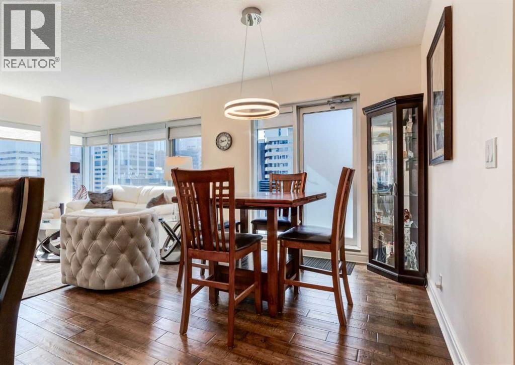 Photo 12 of 1707 920 5 Avenue Sw, Calgary AB