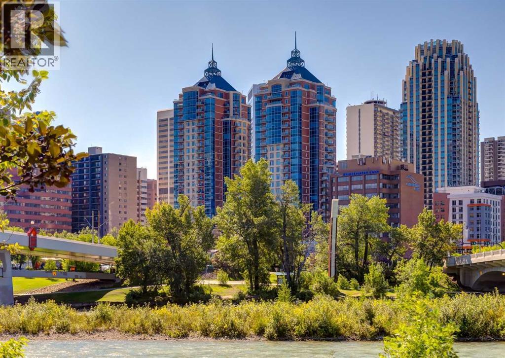 Photo 1 of 1707 920 5 Avenue Sw, Calgary AB