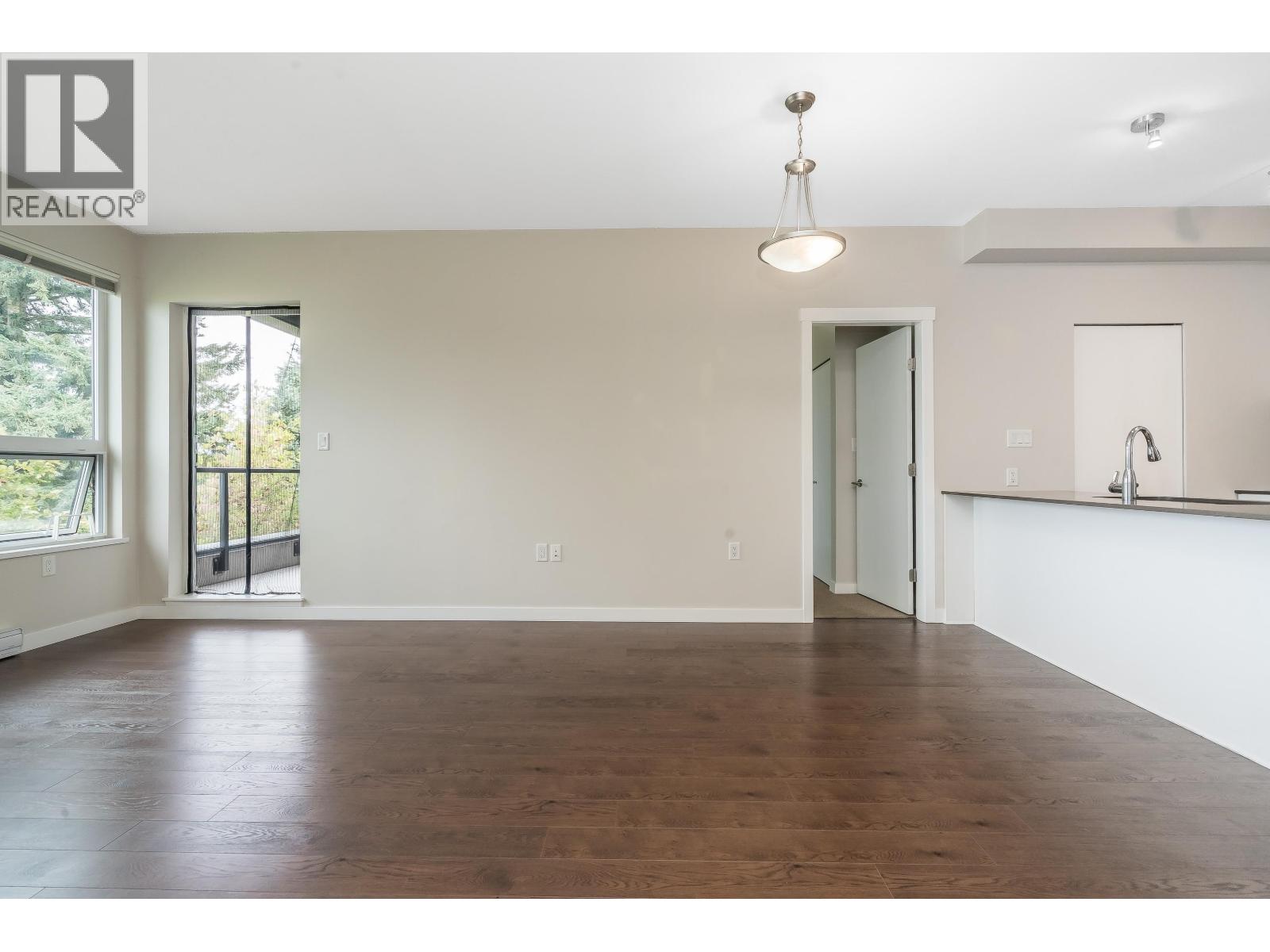 Photo 14 of 306 20331 Dewdney Trunk Road, Maple Ridge BC