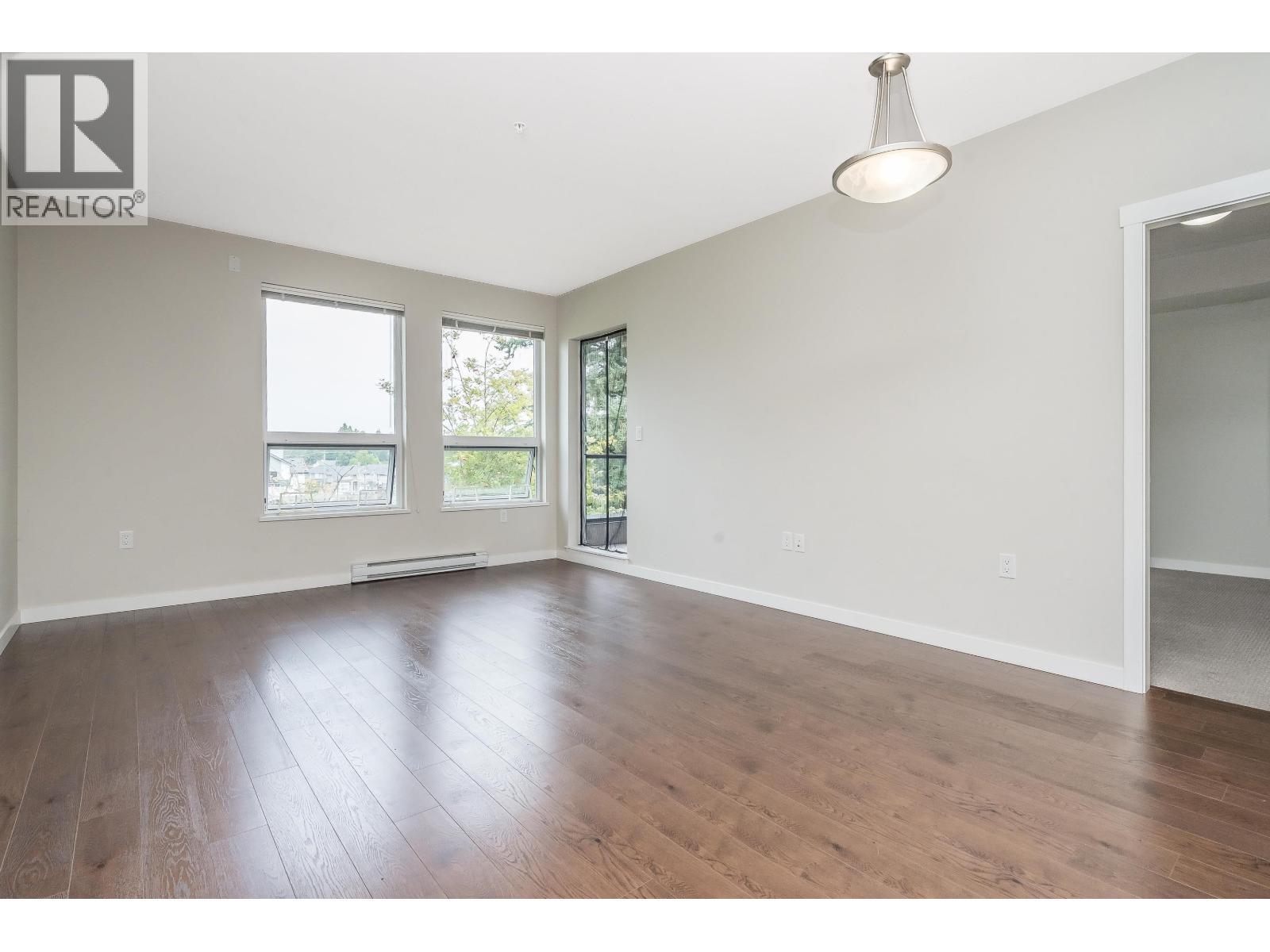 Photo 11 of 306 20331 Dewdney Trunk Road, Maple Ridge BC