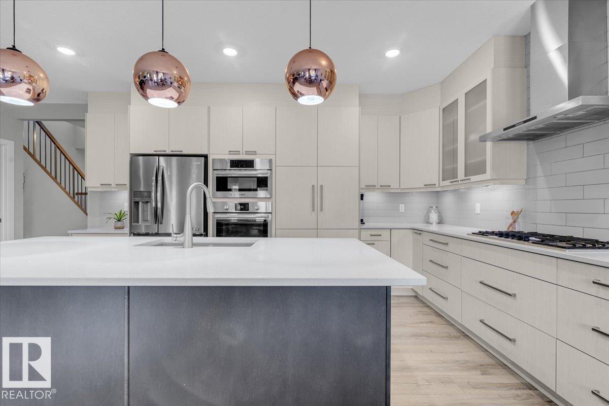 Photo 11 of 3557 Keswick Bv Sw, Edmonton AB