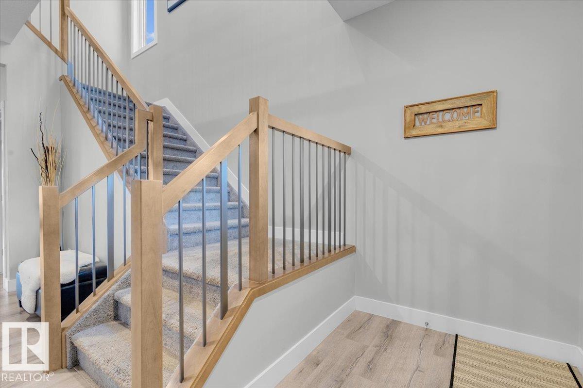 Photo 5 of 3557 Keswick Bv Sw, Edmonton AB