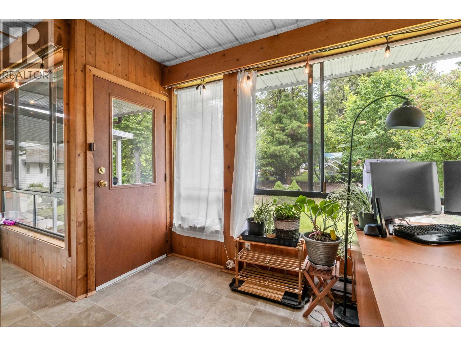 Photo 17 of 5540 Laurel Street, Burnaby BC