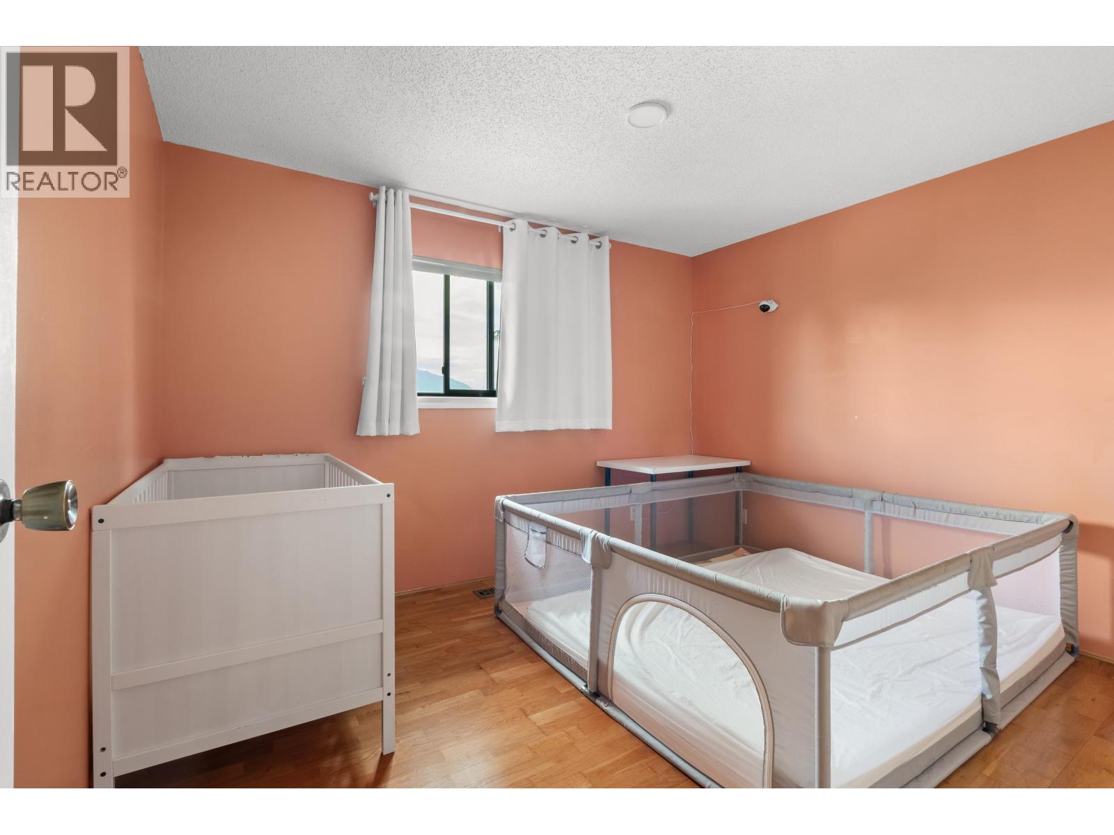 Photo 21 of 5540 Laurel Street, Burnaby BC