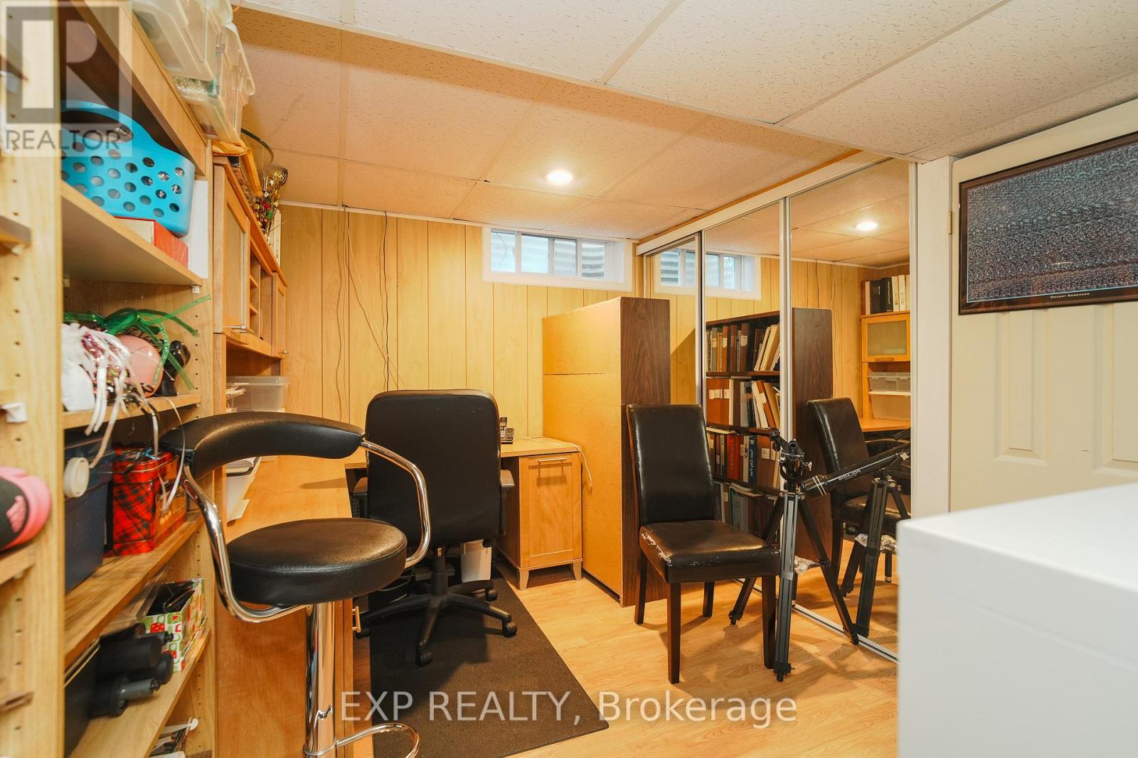 Photo 30 of 36 Keewatin Crescent, Ottawa ON
