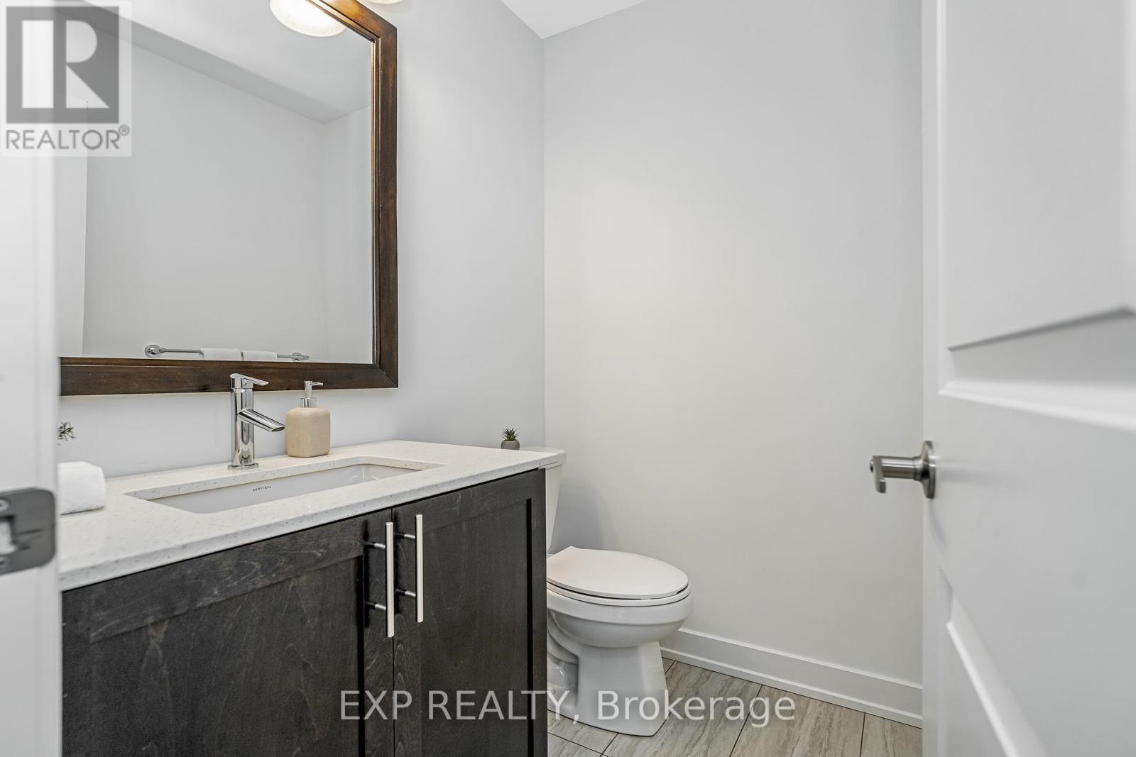 Photo 13 of 252 Big Sky Private, Ottawa ON