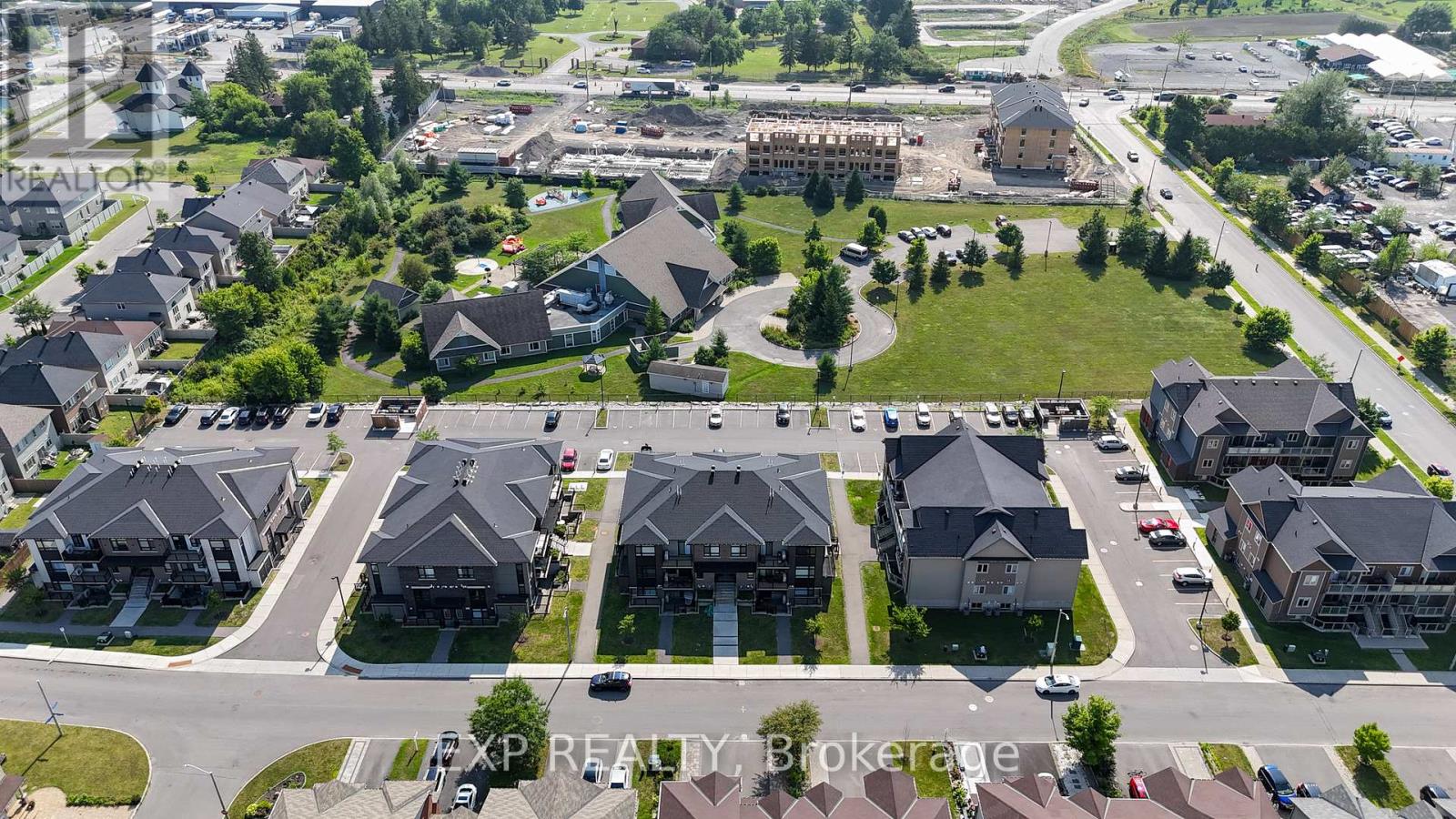 Photo 34 of 252 Big Sky Private, Ottawa ON